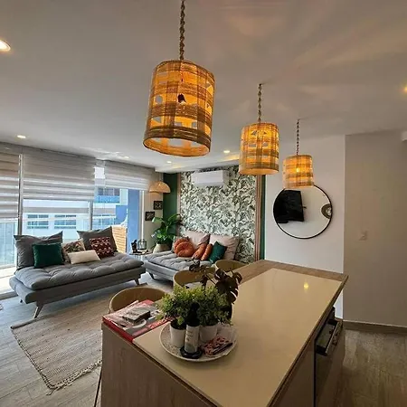 Apartamento Dominique, Loft Moderno, Cerca Al Centro De La Ciudad