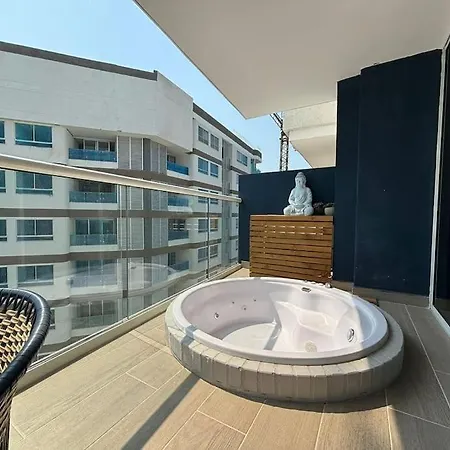 Apartamento Dominique, Loft Moderno, Cerca Al Centro De La Ciudad